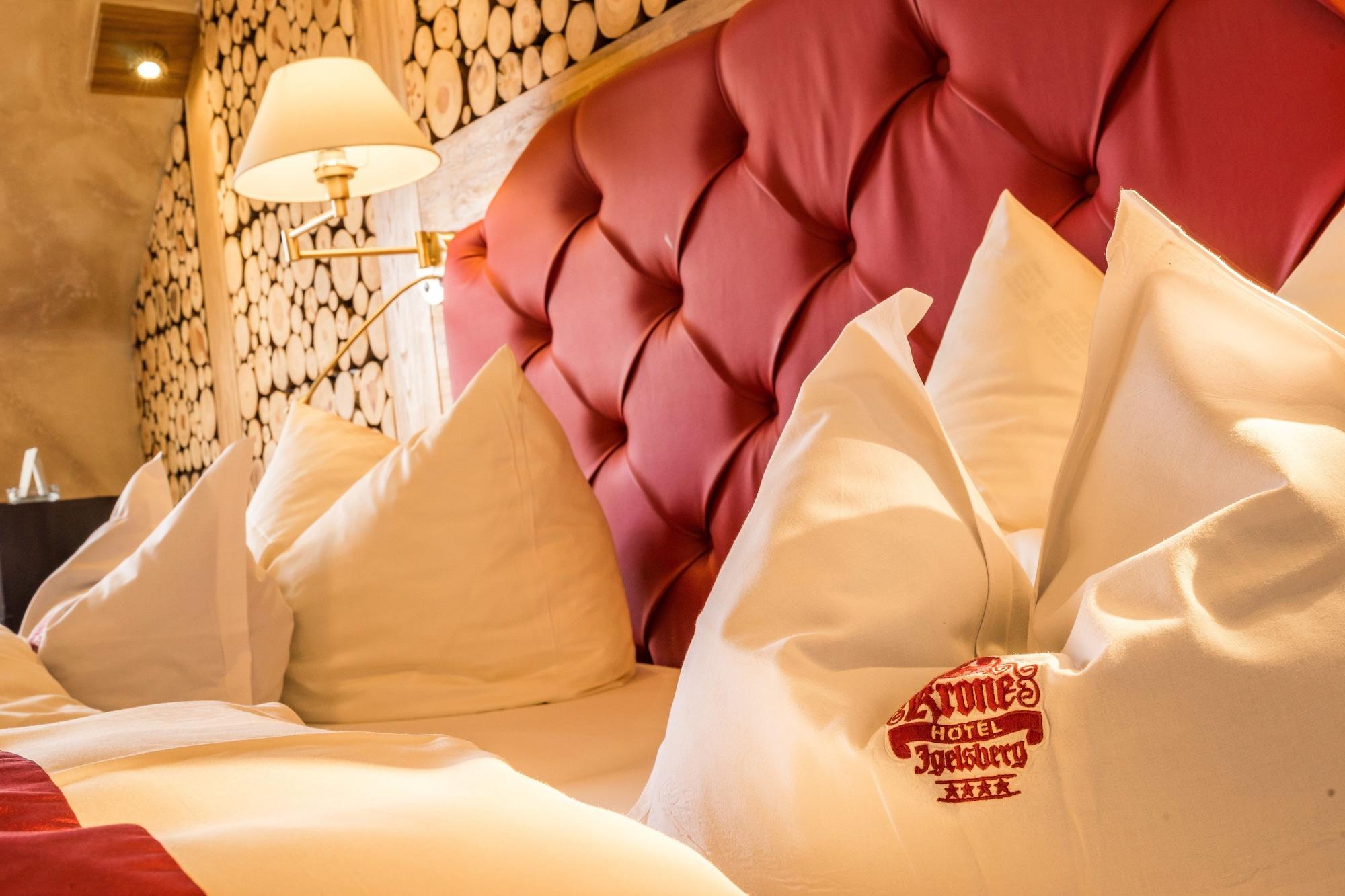 Hotel Krone Igelsberg 弗罗伊登施塔特 外观 照片