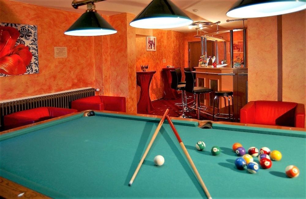 Hotel Krone Igelsberg 弗罗伊登施塔特 外观 照片