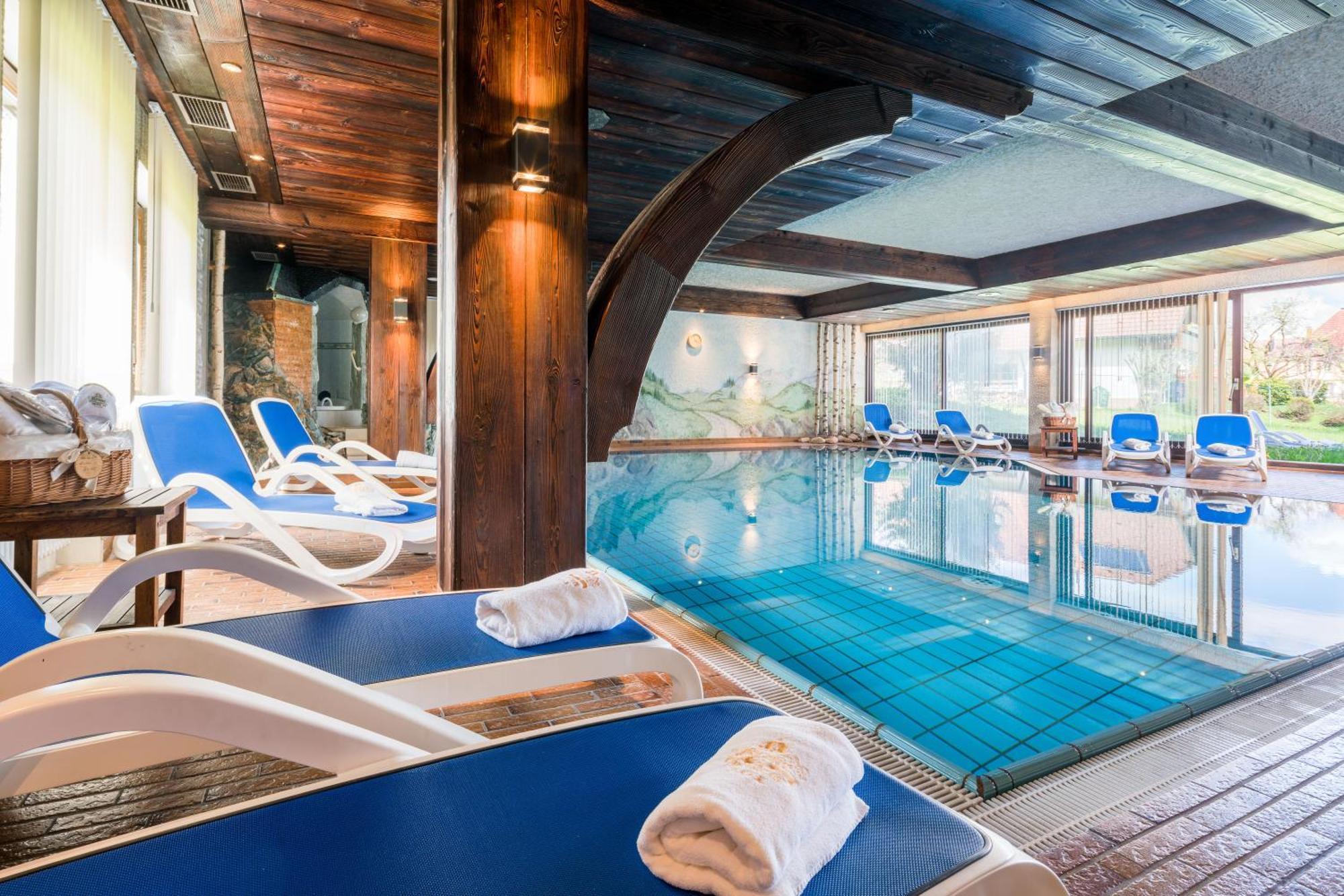 Hotel Krone Igelsberg 弗罗伊登施塔特 外观 照片