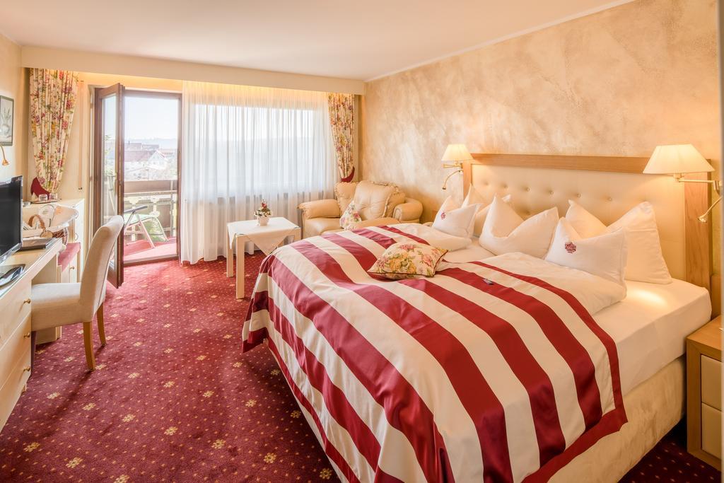Hotel Krone Igelsberg 弗罗伊登施塔特 外观 照片